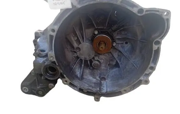 Ford Focus Manual 5 speed gearbox 3M5R7002NB