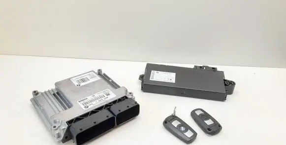 BMW 3 E90 E91 Engine ECU kit and lock set 0281014238 7809000 9147195
