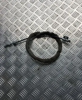 Gear shift cable linkage