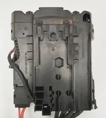 Mercedes-Benz GLK (X204) Positive cable (battery) A2045403950