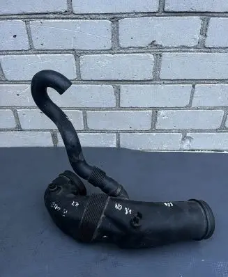 Audi A8 S8 D3 4E Air intake duct part 077129951A 077129629