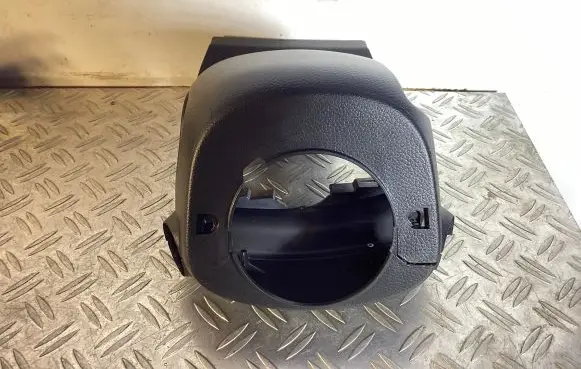 Nissan Qashqai Steering wheel column trim 484704EA0A 484P14EA0A