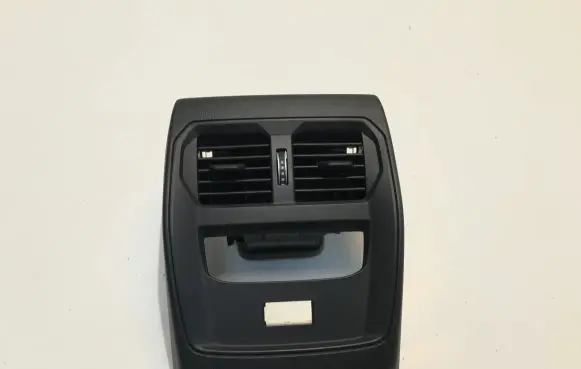 BMW 4 G22 G23 G24 G26 Rear air vent grill 5A05665 74114881