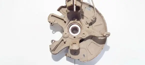 Skoda Octavia Mk2 (1Z) Front wheel hub