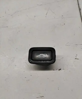 Volvo XC60 Tailgate/trunk/boot open switch 31412055