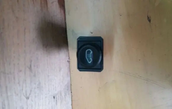 Volkswagen Sharan Other switches/knobs/shifts M0959561A