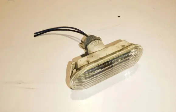 Ford Fiesta Front fender indicator light 4M5A13K309AA