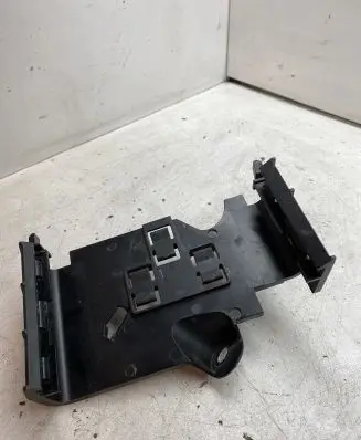 Skoda Octavia Mk3 (5E) Engine control unit holder 5Q0906507D