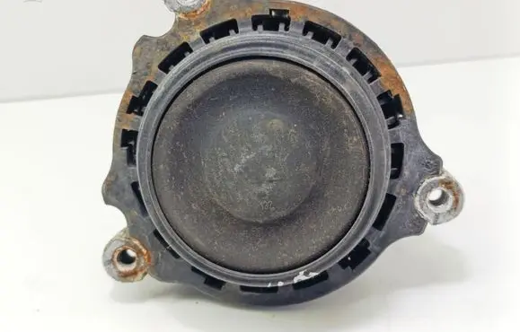 BMW 1 F20 F21 Engine mount bracket 6855456