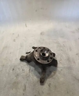 Opel Zafira A Front wheel hub
