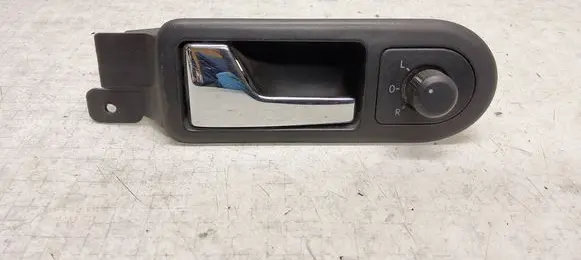 Volkswagen Golf IV Front door interior handle 3B1837113L