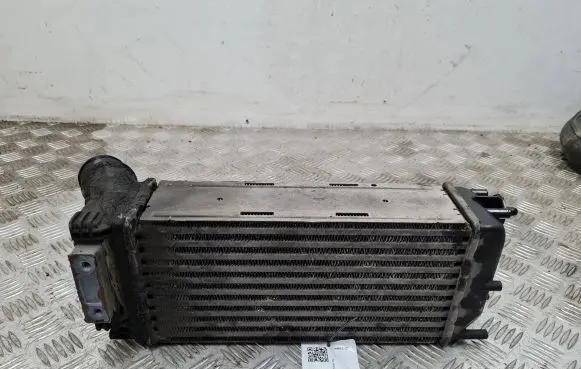 Citroen C4 I Intercooler radiator 9656503980