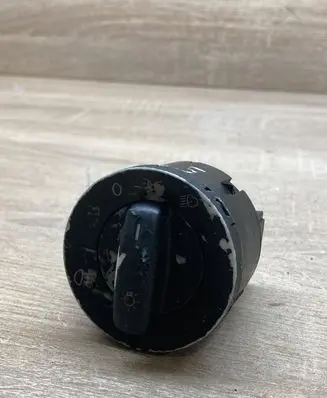Volkswagen Golf V Light switch 1K0941431B