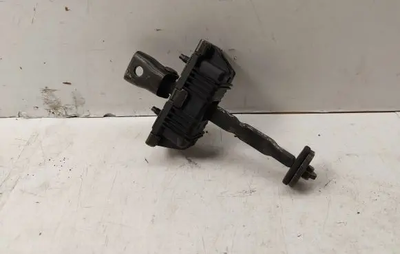 Toyota Avensis T250 Front door check strap stopper 6861005040