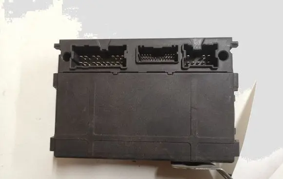 Nissan Almera N16 Comfort/convenience module 5WK48511 28551BM 7103487745