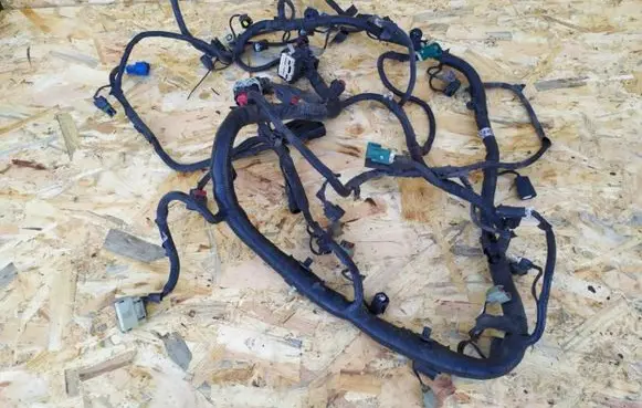 Ford Mustang V EUR ISO radio connector WIAZKA12