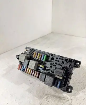 Mercedes-Benz E W211 Fuse module 2115453801
