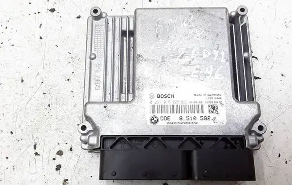 BMW 1 E82 E88 Engine control unit/module 0281016925 8510592 030420949