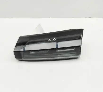 Peugeot 2008 II Tailgate rear/tail lights 9850438380
