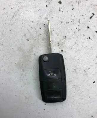 Volkswagen PASSAT B5.5 Ignition key/card 1J0959753AH