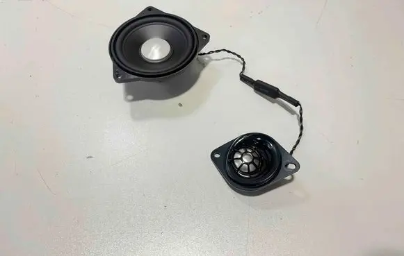 BMW X1 F48 F49 Panel speaker 9368383 9169690