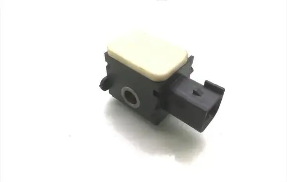 Hyundai Santa Fe Airbag deployment crash/impact sensor 95920-2B000