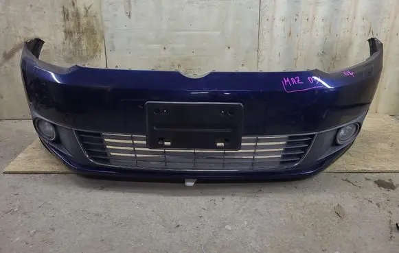 Volkswagen Touran II Front bumper 