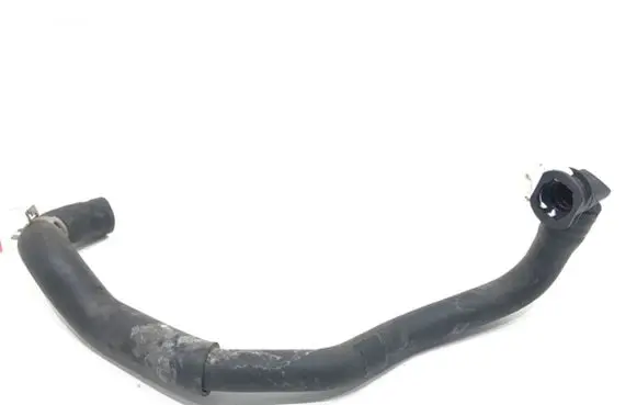 Toyota RAV 4 (XA40) Engine coolant pipe/hose