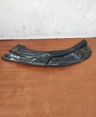 Skoda Rapid (NH) Radiator support slam panel bracket 5JA805931B A1073790601