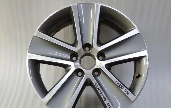 Volkswagen Golf Plus R17 alloy rim 