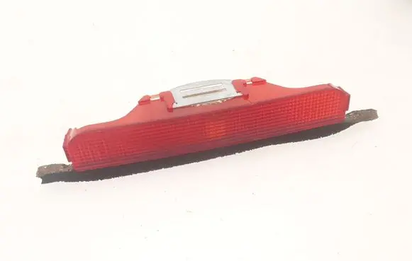 Nissan Almera Tino Third/center stoplight E2029021