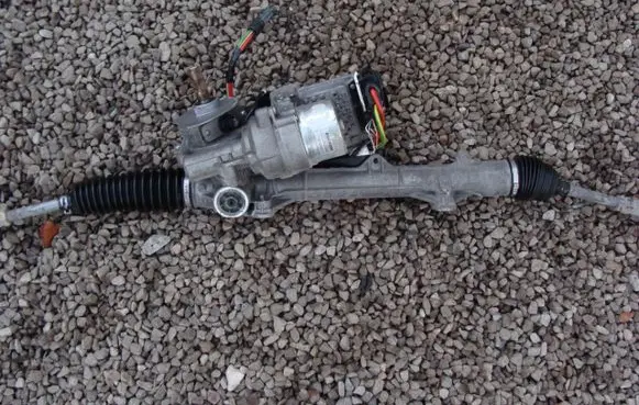Citroen C3 Picasso Steering rack 6700002324