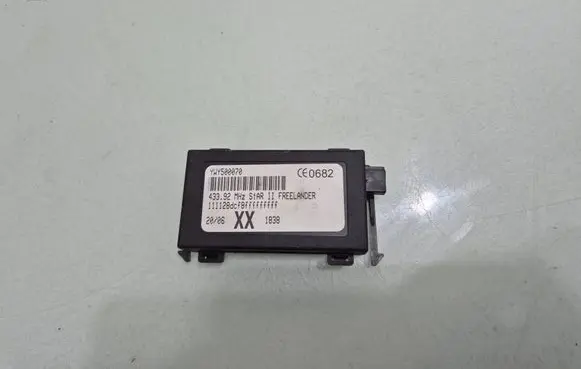 Land Rover Freelander Alarm relay YWY500070