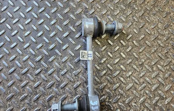 Dodge Charger Front anti-roll bar/stabilizer link 68662964AA