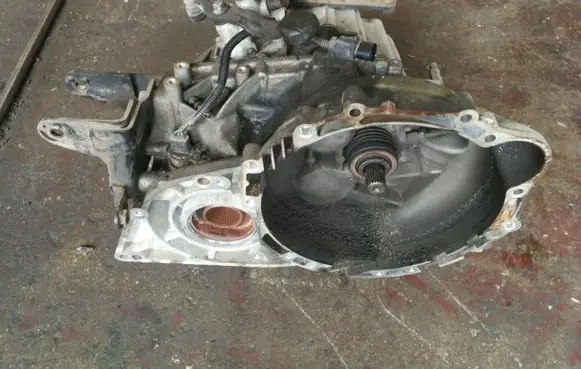 KIA Sportage Manual 6 speed gearbox DDC4WD