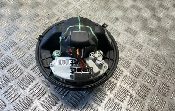 BMW 3 E90 E91 Heater fan/blower 6933663