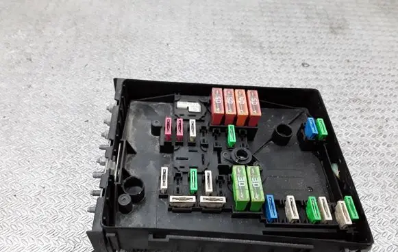 Seat Altea XL Fuse module 1K0937125A