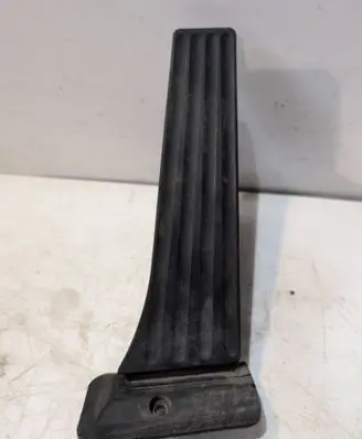 BMW 5 F10 F11 Accelerator throttle pedal 6858574 25916010 1505131991A
