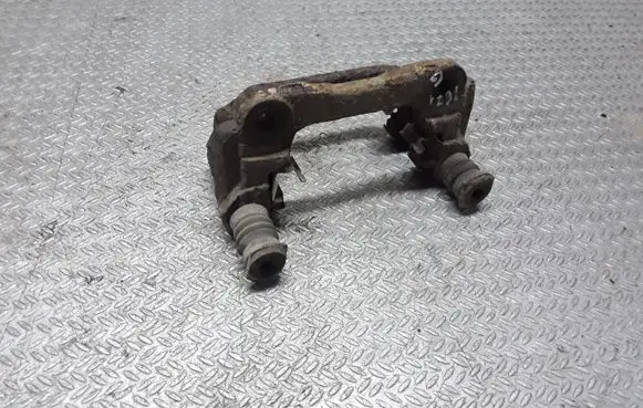 Toyota Corolla Verso AR10 Brake caliper pad carrier rear 