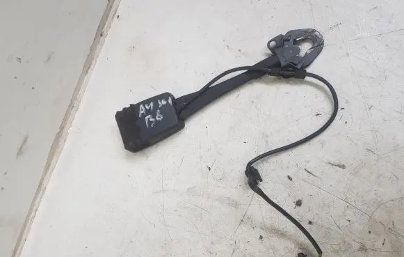 Audi A4 S4 B8 8K Front seatbelt buckle 8K0857755D