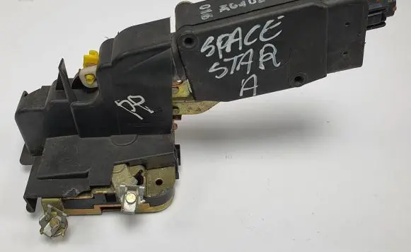 Mitsubishi Space Star Front door lock