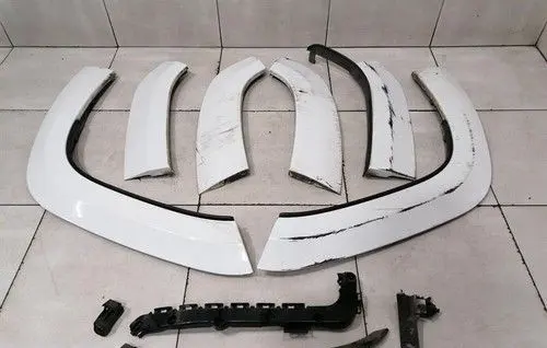 Jeep Grand Cherokee Front arch trim