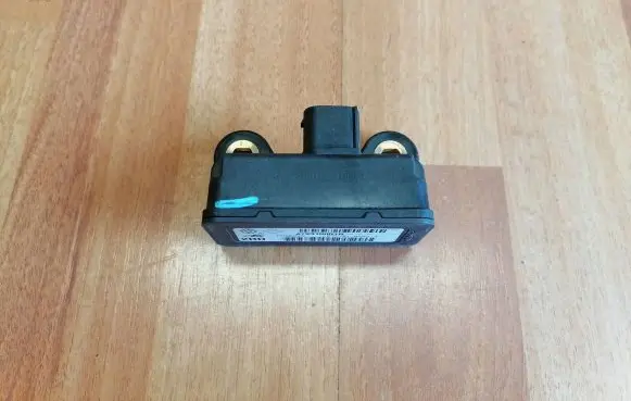 Renault Laguna III ESP acceleration yaw rate sensor 479300003R GV78B25613 10170106473