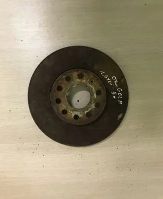 Volkswagen Golf Plus Front brake disc