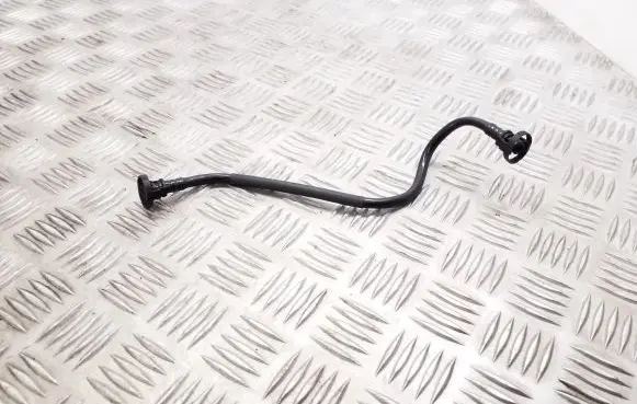 Audi Q3 8U Vacuum line/pipe/hose 06J133518F