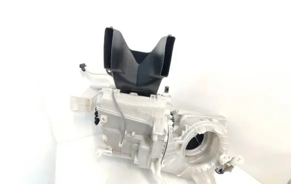 Toyota RAV 4 (XA40) Interior heater climate box assembly housing 8701042760 8705042600 0638002110
