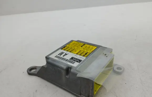 Toyota RAV 4 (XA40) Airbag control unit/module 8917042750