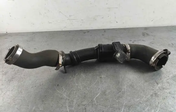 Jaguar F-Pace Intercooler hose/pipe T2H2550