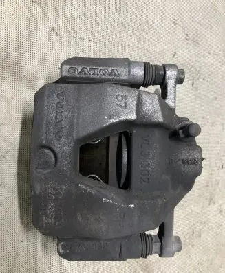 Volvo XC40 Front brake caliper 31471193