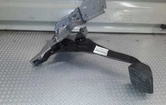 Citroen C4 II Picasso Brake pedal 